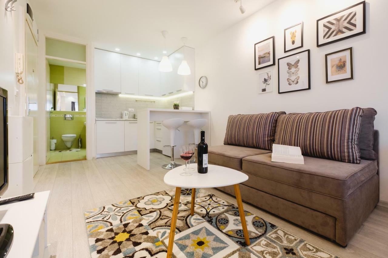 Apartment Hana Lux Belgrado Exterior foto